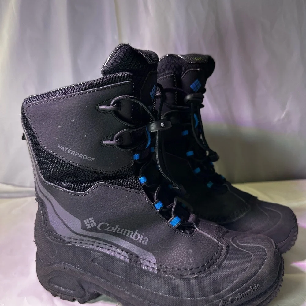 Columbia Black Boots with Blue Highlights